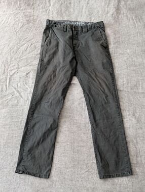 Billabong Men's Slim Outsider Chino Pants Size 31